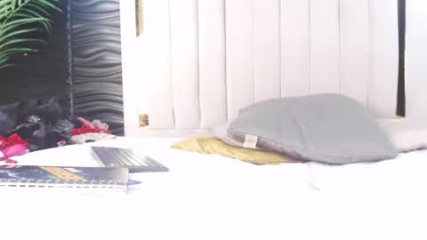 Rebecca online show from March 8, 5:54 pm