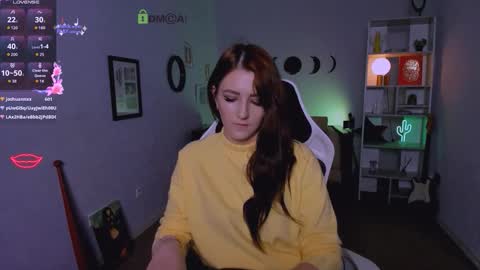 Snapshot of rebecca_smile_ chatting on October 2, 10:17 pm rebecca_smile_ online show from October 2, 10:17 pm