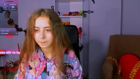 Snapshot of rebecca_smile_ chatting on October 20, 12:16 pm rebecca_smile_ online show from October 20, 12:16 pm