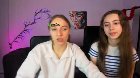 Snapshot of rebecca_smile_ chatting on November 29, 10:07 am rebecca_smile_ online show from November 29, 10:07 am