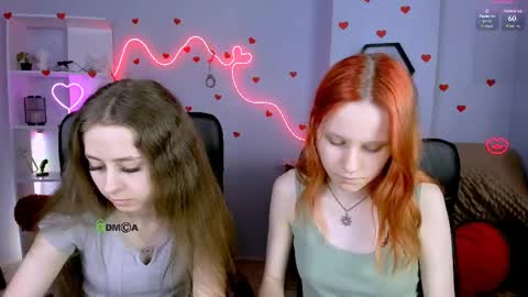 rebecca_smile_ online show from May 18, 12:22 pm