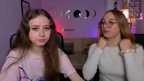 rebecca_smile_ online show from June 9, 1:34 pm