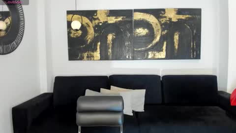 Rebe online show from November 18, 6:56 pm