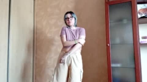 Zoe online show from March 9, 9:13 am