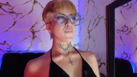 Snapshot of rebeka_baker chatting on February 2, 6:28 pm REBEKA online show from February 2, 6:28 pm