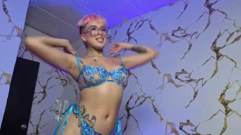 Snapshot of rebeka_baker chatting on March 7, 1:24 am REBEKA online show from March 7, 1:24 am