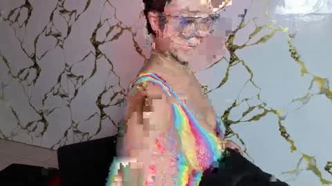 Snapshot of rebeka_baker chatting on April 9, 2:33 am REBEKA online show from April 9, 2:33 am