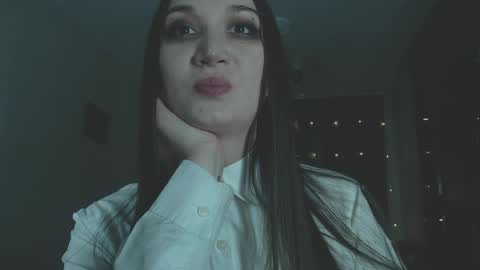 AnnaAnnet online show from April 18, 12:53 pm