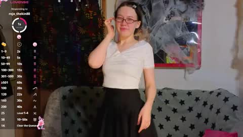 Snapshot of reborn_elf chatting on November 4, 2:21 am Lara online show from November 4, 2:21 am