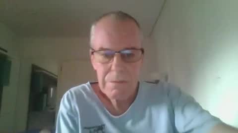 Rene online show from December 14, 8:24 pm