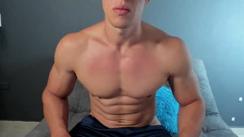 twitter REECET26 instagram RECCETAYLOR online show from January 24, 1:13 am