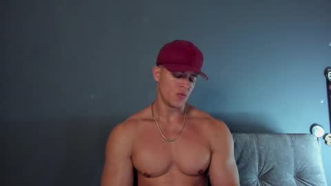 twitter REECET26 instagram RECCETAYLOR online show from September 17, 12:23 am