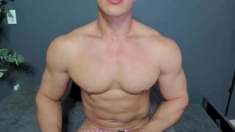 twitter REECET26 instagram RECCETAYLOR online show from February 15, 11:01 pm