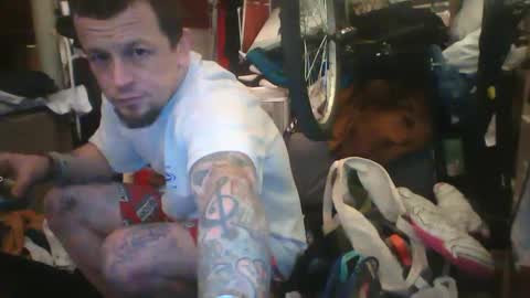 recka810 online show from March 2, 12:54 pm