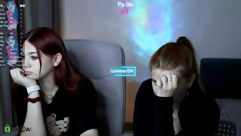 Snapshot of red__dizzy chatting on May 27, 9:17 am red__dizzy online show from May 27, 9:17 am