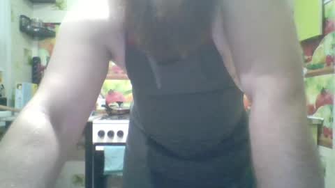 red_bearddd online show from April 8, 2:17 pm