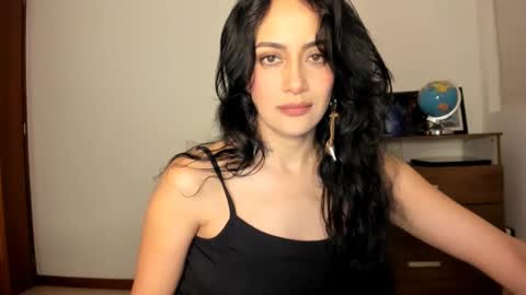 red_flower203 online show from January 28, 12:57 am