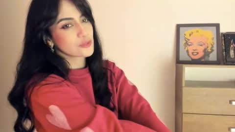 red_flower203 online show from April 22, 10:00 pm