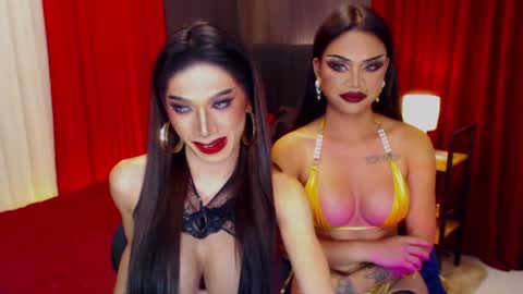 Snapshot of red_ivyy chatting on July 24, 12:25 pm AsianRedivy online show from July 24, 12:25 pm