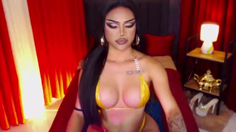 Snapshot of red_ivyy chatting on July 28, 11:39 am AsianRedivy online show from July 28, 11:39 am
