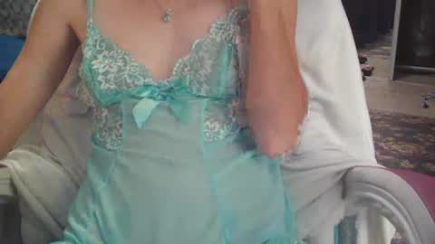 Red online show from October 31, 5:58 pm