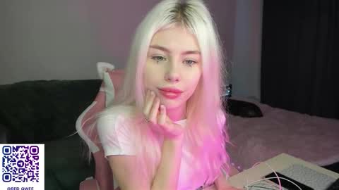 Erika online show from December 5, 7:28 am