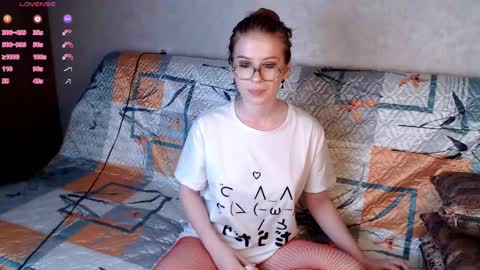 Snapshot of red_schweppes chatting on October 4, 3:32 pm red_schweppes online show from October 4, 3:32 pm