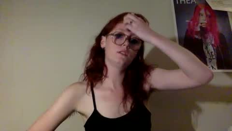 redcassie666 online show from May 23, 8:24 pm
