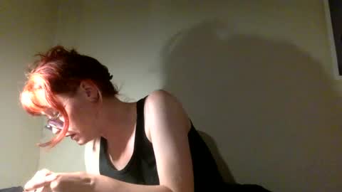 redcassie666 online show from July 16, 2:28 am