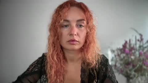 reddgirll online show from October 16, 9:21 am