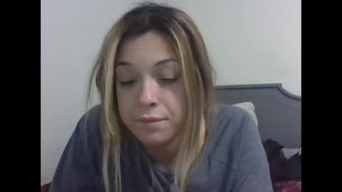 reddwaxx online show from March 10, 2:00 pm