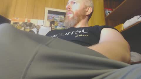 Snapshot of redhead4fun chatting on December 23, 2:56 am theredhead4fun online show from December 23, 2:56 am