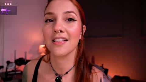 Snapshot of redjasmine_ chatting on May 2, 12:04 am Red Jasmine online show from May 2, 12:04 am