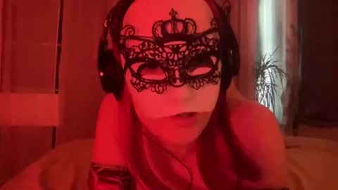 Redplume online show from February 17, 2:13 pm