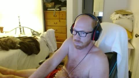 Snapshot of redrob57 chatting on June 27, 12:10 pm redrob57 online show from June 27, 12:10 pm