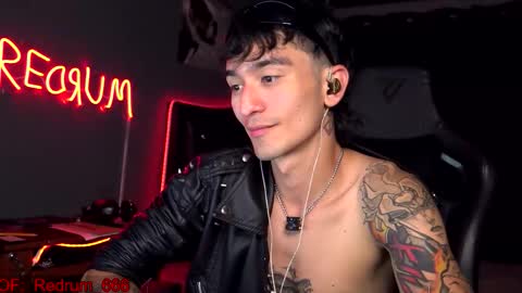 Snapshot of redrum_696 chatting on September 23, 5:38 pm Red online show from September 23, 5:38 pm