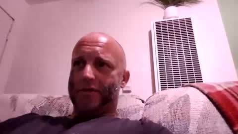 Snapshot of redteamallday chatting on February 24, 3:09 pm The devil online show from February 24, 3:09 pm