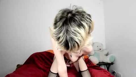 Beth  online show from March 4, 10:49 pm