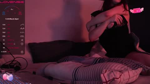 Red online show from October 4, 9:57 pm