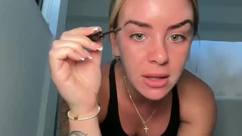 Reece Marie online show from November 11, 4:18 pm