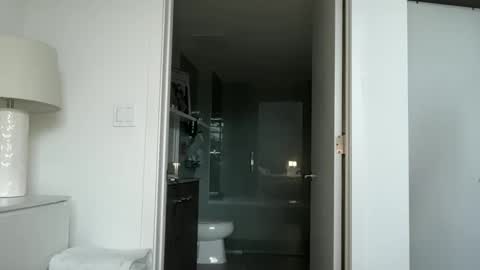 Reece Marie online show from November 13, 5:12 pm