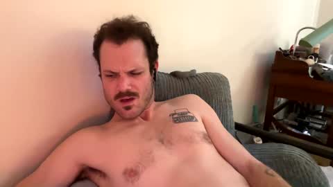 Snapshot of reed_thomas chatting on January 9, 7:21 am Reed Thomas online show from January 9, 7:21 am