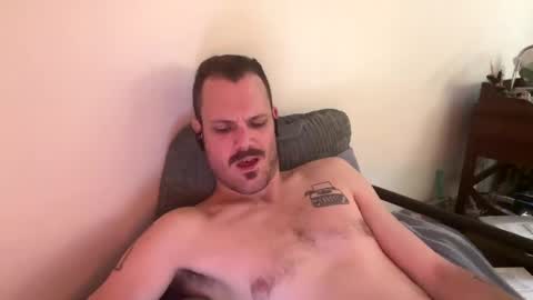 Snapshot of reed_thomas chatting on January 20, 7:04 am Reed Thomas online show from January 20, 7:04 am