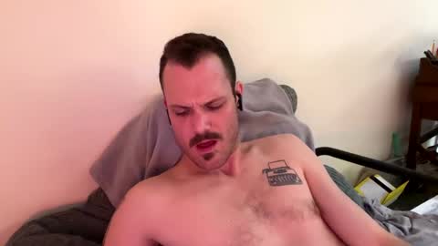 Snapshot of reed_thomas chatting on January 30, 3:00 am Reed Thomas online show from January 30, 3:00 am