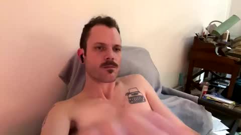 Snapshot of reed_thomas chatting on February 12, 7:02 am Reed Thomas online show from February 12, 7:02 am