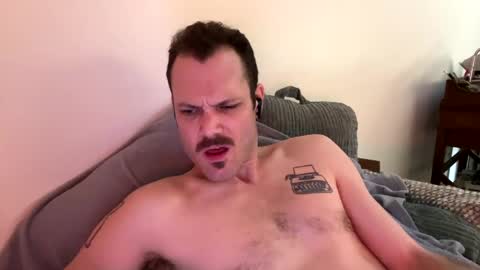 Snapshot of reed_thomas chatting on February 16, 7:48 am Reed Thomas online show from February 16, 7:48 am