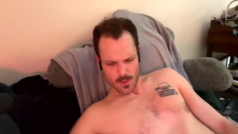 Snapshot of reed_thomas chatting on March 7, 7:41 am Reed Thomas online show from March 7, 7:41 am