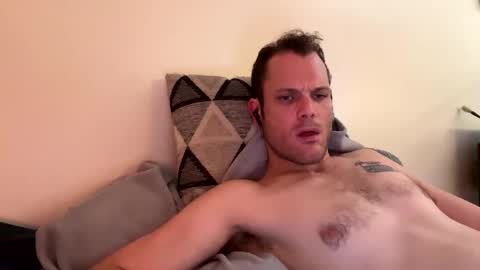 Snapshot of reed_thomas chatting on November 26, 1:17 am Reed Thomas online show from November 26, 1:17 am