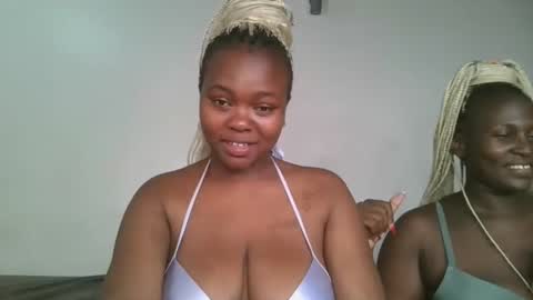 Snapshot of reenie_barbie chatting on February 23, 7:07 pm barbie online show from February 23, 7:07 pm