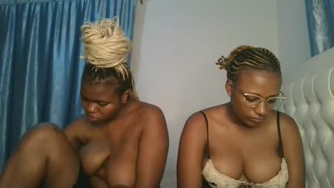 Snapshot of reenie_barbie chatting on March 11, 2:32 am barbie online show from March 11, 2:32 am